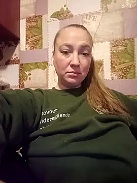 Kiss Eva online show from 04-11-26, 04:55