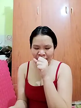 Snapshot of emyeuhss chatting on 09-11-25, 05:18 emyeuhss online show from 09-11-25, 05:18