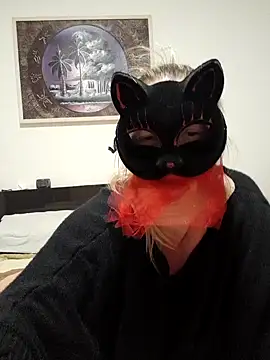 Snapshot of Trivia_magic chatting on 10-23-25, 10:47 Trivia magic online show from 10-23-25, 10:47