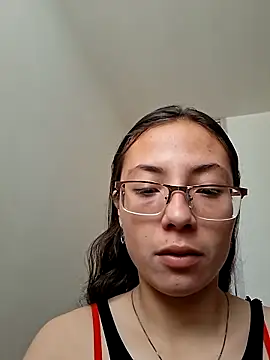 Valeria Saenz 25 online show from 09-09-25, 04:28