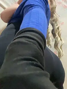 Cuckold-masters-dog online show from 11-13-25, 09:25