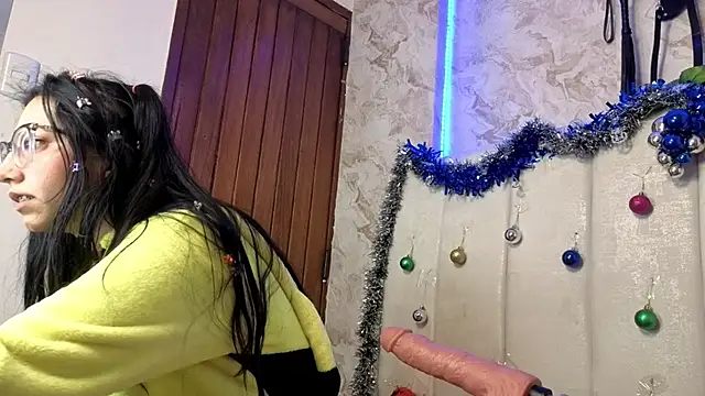 VioletxBloom online show from 12-21-25, 10:11