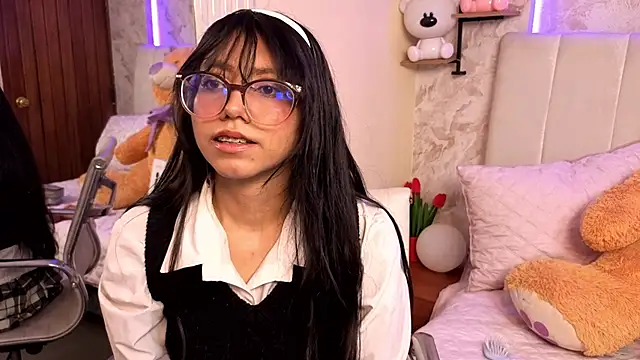 VioletxBloom online show from 02-09-26, 07:18