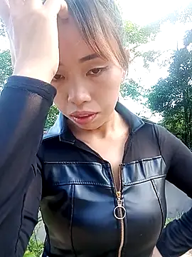 Snapshot of sulove_xx chatting on 09-19-25, 12:12 sulove xx online show from 09-19-25, 12:12