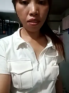 Snapshot of sulove_xx chatting on 09-26-25, 12:53 sulove xx online show from 09-26-25, 12:53