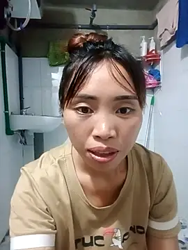 Snapshot of sulove_xx chatting on 10-05-25, 01:31 sulove xx online show from 10-05-25, 01:31