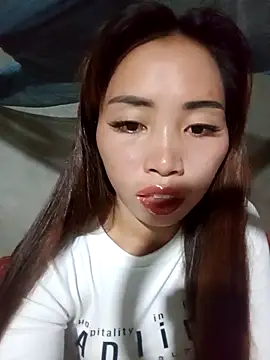 Snapshot of sulove_xx chatting on 10-10-25, 11:37 sulove xx online show from 10-10-25, 11:37