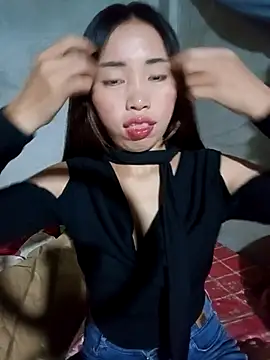 Snapshot of sulove_xx chatting on 11-02-25, 04:15 sulove xx online show from 11-02-25, 04:15