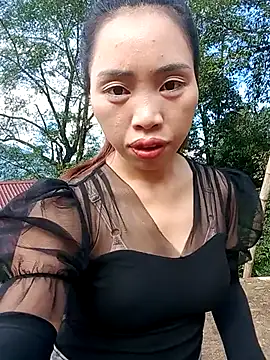 Snapshot of sulove_xx chatting on 11-04-25, 06:34 sulove xx online show from 11-04-25, 06:34