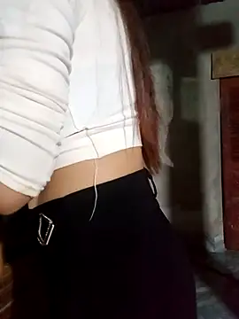 Snapshot of sulove_xx chatting on 11-08-25, 11:43 sulove xx online show from 11-08-25, 11:43