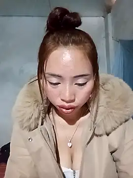 Snapshot of sulove_xx chatting on 12-04-25, 04:44 sulove xx online show from 12-04-25, 04:44