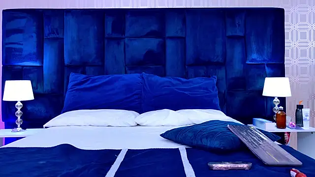 Samanta Isel online show from 11-24-25, 03:06