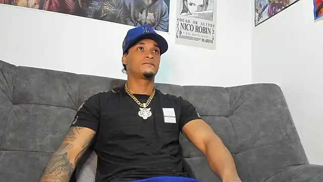 Snapshot of _MACCARTHY_TAYLOR chatting on 11-06-25, 01:17 MACCARTHY TAYLOR online show from 11-06-25, 01:17