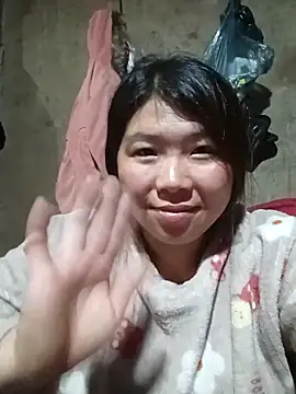 Snapshot of quynhkoolbae chatting on 04-24-26, 01:02 quynhkoolbae online show from 04-24-26, 01:02