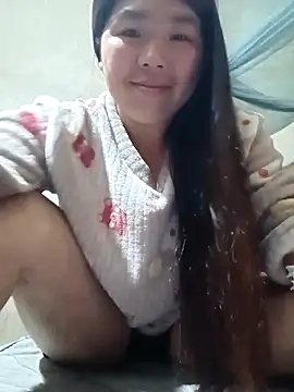 Snapshot of quynhkoolbae chatting on 04-25-26, 01:08 quynhkoolbae online show from 04-25-26, 01:08