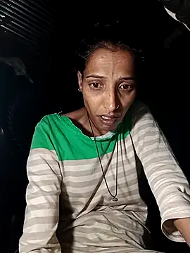 Snapshot of Pinki_thakur_1 chatting on 07-14-26, 06:35 Pinki thakur 1 online show from 07-14-26, 06:35