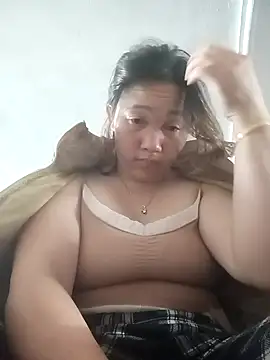 miumiu 00 online show from 02-24-26, 01:20