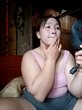 miumiu 00 online show from 03-24-26, 08:19