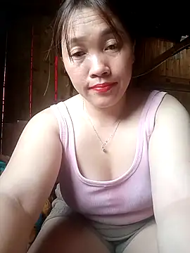 miumiu 00 online show from 04-16-26, 06:58