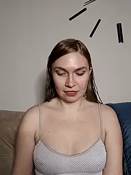 KisaVixen online show from 04-13-26, 05:40