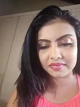 Indian GlowingMiax online show from 12-17-25, 05:02