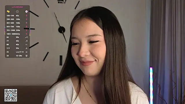 AlberthaEscue online show from 09-18-25, 04:14