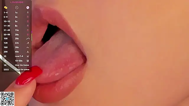 AlberthaEscue online show from 11-24-25, 04:12