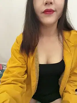 Snapshot of Dieknr chatting on 11-05-25, 02:00 Dieknr online show from 11-05-25, 02:00