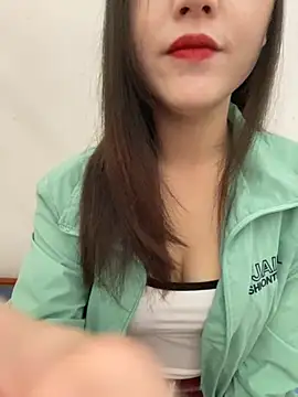 Snapshot of Dieknr chatting on 11-22-25, 01:37 Dieknr online show from 11-22-25, 01:37