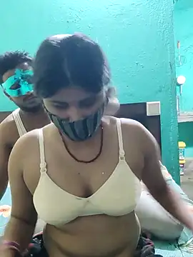 Snapshot of Desi_masti69 chatting on 10-07-25, 04:15 Desi masti69 online show from 10-07-25, 04:15