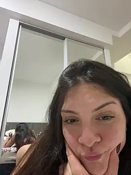 Danielaeliana online show from 02-28-26, 04:02