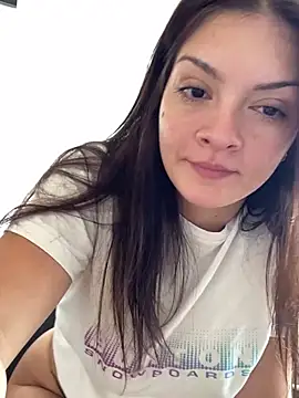 Snapshot of Danielaeliana chatting on 04-22-26, 01:12 Danielaeliana online show from 04-22-26, 01:12