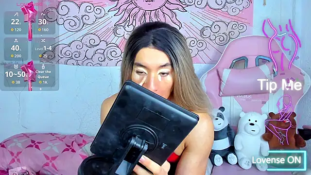 brihanna cooper online show from 07-18-26, 02:32