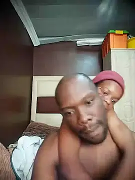 Snapshot of TinnyVsGiant chatting on 11-01-25, 10:17 TinnyVsGiant online show from 11-01-25, 10:17