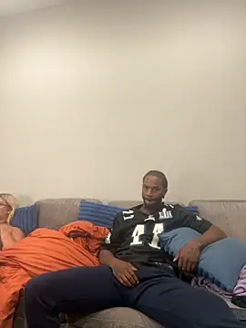 hardaway1523 online show from 10-15-25, 02:44