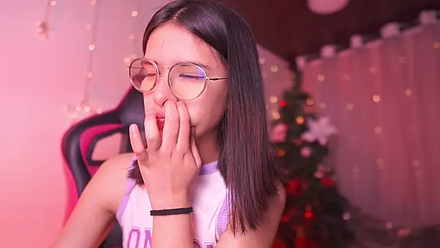 Snapshot of Lana_Dreams_ chatting on 11-27-25, 12:35 Lana Dreams online show from 11-27-25, 12:35