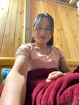 Snapshot of phungtiti chatting on 11-24-25, 11:15 phungtiti online show from 11-24-25, 11:15