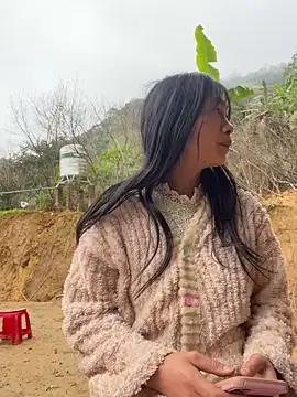 Snapshot of EmLy02 chatting on 01-07-26, 02:58 EmLy02 online show from 01-07-26, 02:58