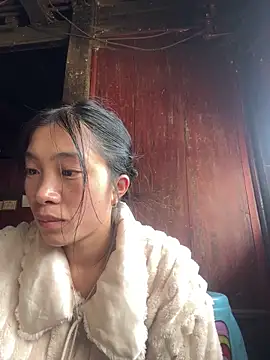 EmLy02 online show from 03-19-26, 05:55