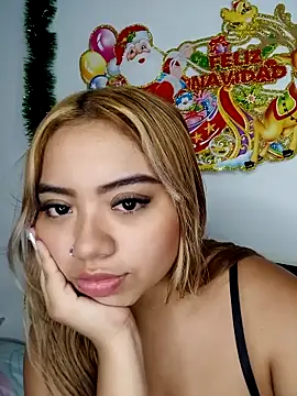 Emily  Hott online show from 12-19-25, 03:02