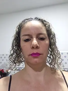 Nina vallon online show from 09-20-25, 10:38