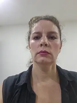 Nina vallon online show from 04-15-26, 12:23