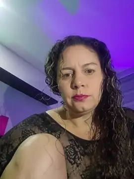 Snapshot of Nina_vallon chatting on 07-21-26, 10:39 Nina vallon online show from 07-21-26, 10:39