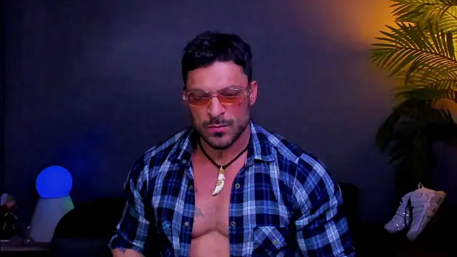 dennis cox1 online show from 11-18-25, 04:39