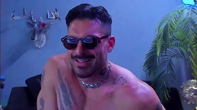 Snapshot of dennis_cox1 chatting on 06-15-26, 10:23 dennis cox1 online show from 06-15-26, 10:23