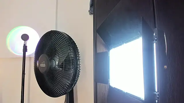 Ballesteros  online show from 09-26-25, 06:06