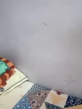 Snapshot of Lusty_fairy22 chatting on 10-20-25, 04:40 Lusty fairy22 online show from 10-20-25, 04:40