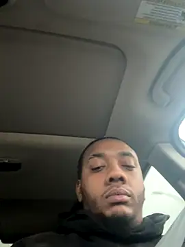 Kingstrokezxx online show from 11-30-25, 08:35