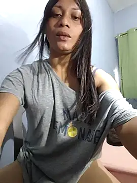 missruffa online show from 05-05-26, 01:57