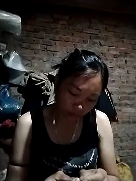   Ngoc20   online show from 12-04-25, 06:01